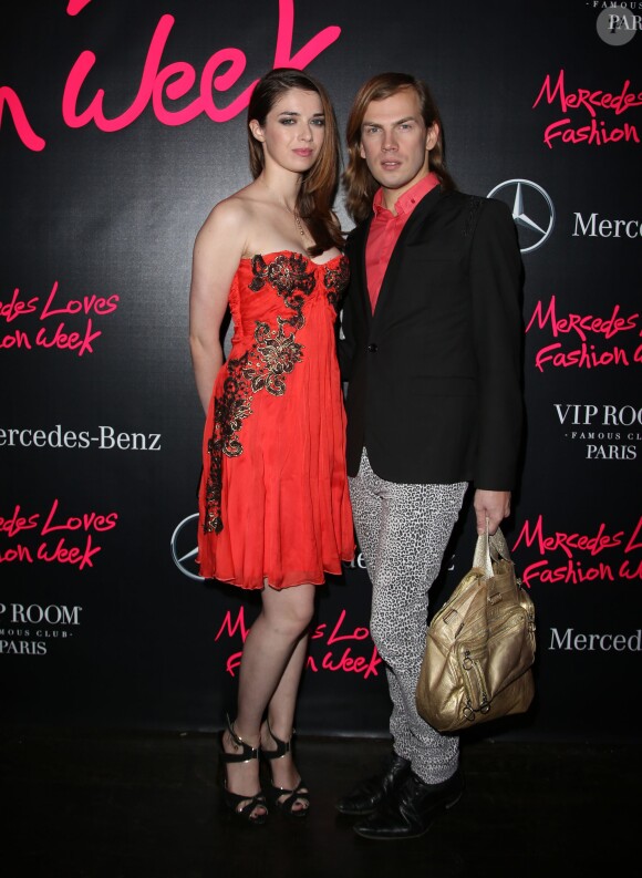 Sarah Barzyk et Christophe Guillarmé à la Closing Party de la Fashion Week prêt-à-porter collection Printemps-Eté 2015 organisée par Mercedes-Benz, partenaire officiel de la Semaine des créateurs de mode, au Vip Room à Paris, le 1er octobre 2014.