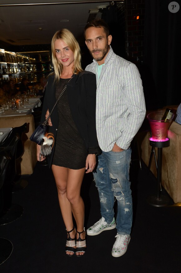 Jenna Courtin et Sébastien Jondeau à la soirée de clôture de la Fashion Week au VIP Room à Paris le 30 septembre 2014