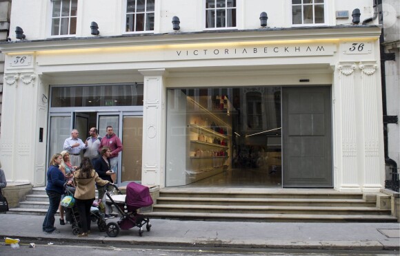 Illustration - Ouverture de la boutique "Victoria Beckham" sur Dover Street à Londres. Le 25 septembre 2014 25/09/2014 - Londres
