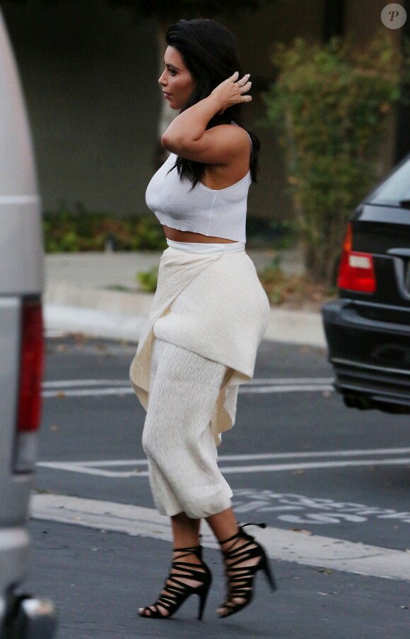 Kim Kardashian à Calabasas, le 6 octobre 2014