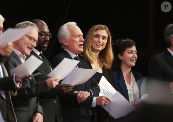 Philippe Labro et Julie Gayet lors de la soirée d'ouverture du 6e Festival Lumière à Lyon, le 13 octobre 2014.