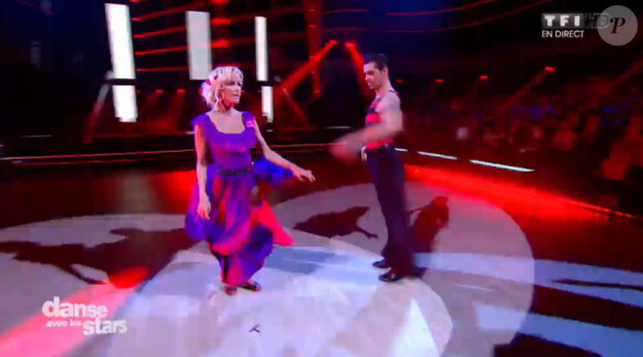 La chanteuse Ophélie Winter et Christophe Licata - Troisième prime de "Danse avec les stars 5" sur TF1. Le vendredi 10 octobre 2014.