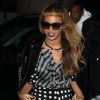 Beyoncé Knowles (et sa nouvelle frange) et Jay Z vont dîner un restaurant et se rendent dans une galerie d'art à Londres le 15 octobre 2014.