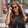 Beyoncé Knowles et son mari le rappeur Jay-Z vont voir des sculptures exposées dans la galerie "The A list" dans l'est de Londres, le 15 octobre 2014.
