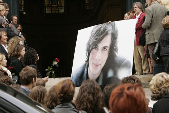 Ferdinand Chesnais - Funérailles du fils de Patrick Chesnais en l'église Saint-Roch à Paris. Le 22 octobre 2006.