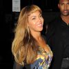 Beyoncé, Jay-Z, Adele et Will.i.am à la sortie du Harry's Bar de Londres le 17 octobre 2014.