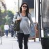 Exclusif - Rachel Bilson, très enceinte, se balade dans les rues de West Hollywood, le 20 octobre 2014.