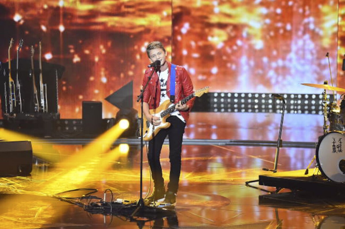 Vidéo EXCLUSIF Rising Star 2014. Les Babys lors des duels du Prime