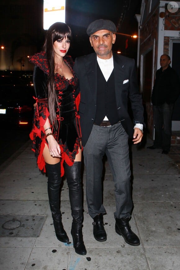 Christian Audigier et sa fiancée Nathalise Sorensen, complices lors d'une soirée Halloween au Pealrs à Hollywood, le 30 octobre 2014