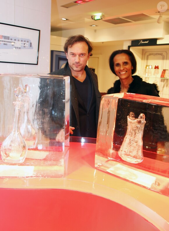 Exclusif - Vincent Pérez et sa femme Karine Silla - Cocktail au "Lafayette Maison" après le coup d'envoi des illuminations de Noël des Galeries Lafayette par Jerry Hall à Paris, le 5 novembre 2014.