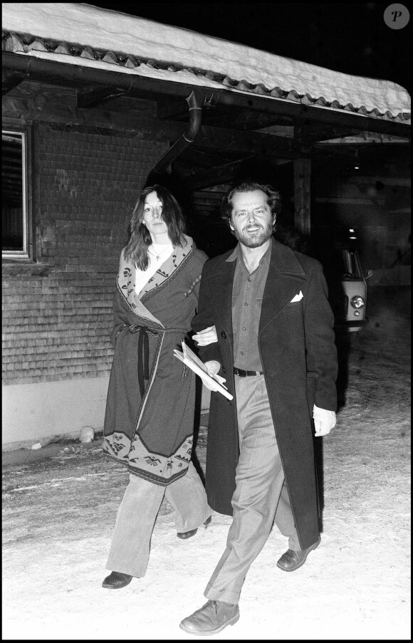 Anjelica Huston et Jack Nicholson à Gstaad en 1976