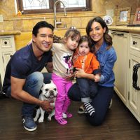 Mario Lopez : Papa poule et mari attentionné, scènes intimes avec les siens