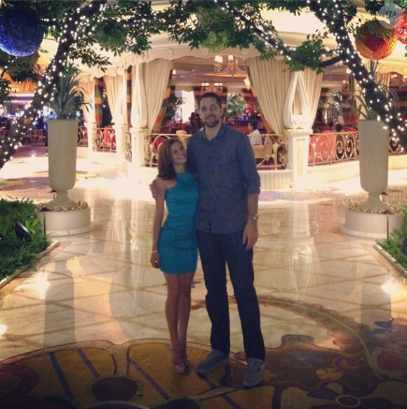 Gia Allemand prend la pose avec son compagnon le basketteur Ryan Anderson, sur Instagram.