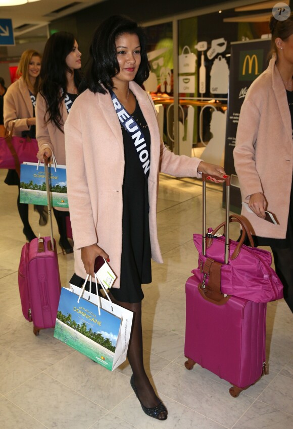 Semi-Exclusif - Ingreed Mercredi (Miss Réunion 2014) au départ de l'aéroport de Paris-Charles-de-Gaulle à destination de Punta Cana, le 14 novembre 2014.