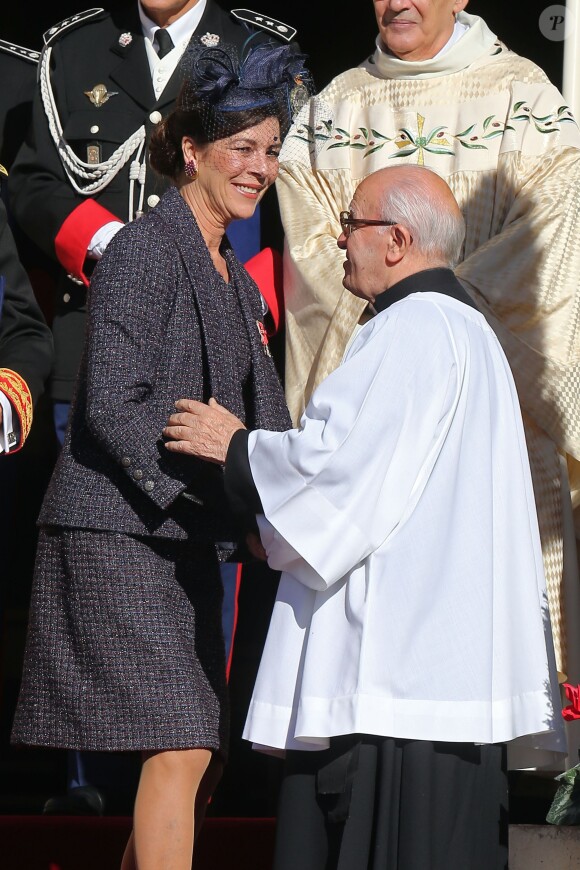 La princesse Caroline de Hanovre à la sortie de la cathédrale de Monaco après la messe d'action de grâce célébrée par Monseigneur Barsi pour la Fête nationale, le 19 novembre 2014