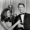 Leslie Caron et Mike Nichols aux Oscars 1968.