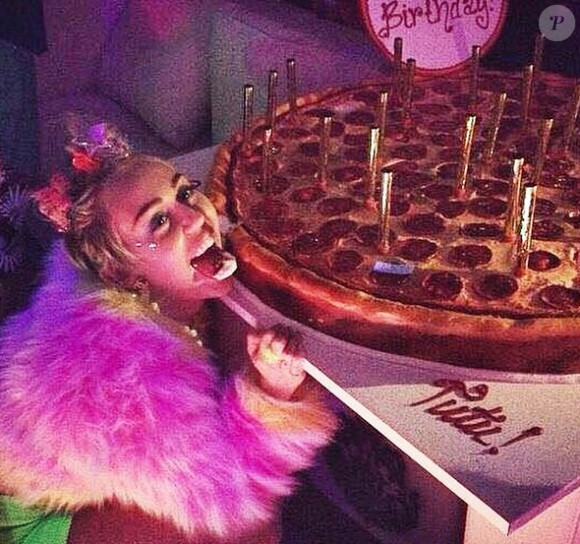 Miley Cyrus a fêté son anniversaire lors d'une soirée de délire à Los Angeles, le 22 novembre 2014.
