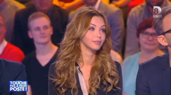 Nabilla dans Touche pas à mon poste, le mercredi 5 novembre 2014.