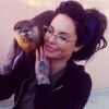 Christy Mack avec une loutre sur Instagram, lors du ''plus beau jour de sa vie'' le 26 novembre 2014