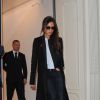 Victoria Beckham quitte son magasin situé à Dover Street. Londres, 1er décembre 2014.