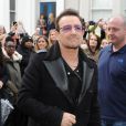 Bono à l'enregistrement "Band Air 30" pour venir en aide des victimes du virus Ebola, à Londres, le 14 novembre 2014.