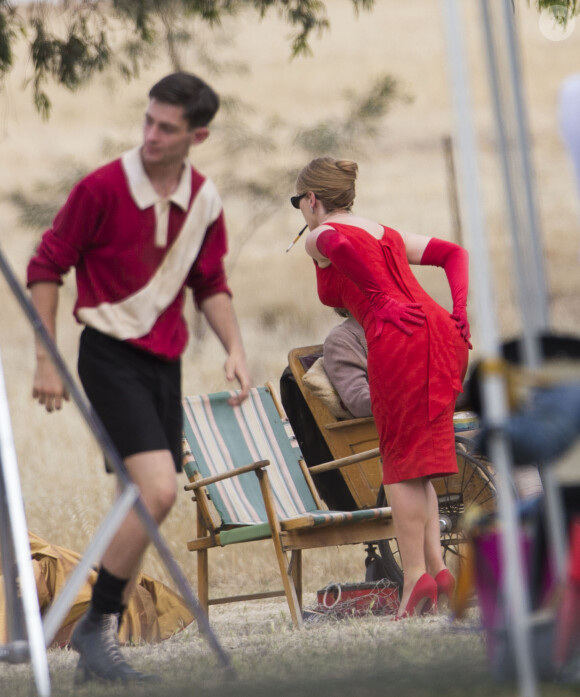 Liam Hemsworth et Kate Winslet sur le tournage de The Dressmaker à Horsham, Australie, le 10 décembre 2014.