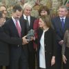 Le roi Felipe VI et la reine Letizia d'Espagne ont reçu en cadeau le 15 décembre 2014 à la Zarzuela, à Madrid, un Goya d'honneur en reconnaissance de leur soutien inconditionnel au cinéma espagnol.