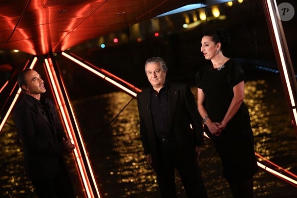 Exclusif - Nikos Aliagas, Christian Clavier et Rossy de Palma participent à l'enregistrement de l'émission Toute la musique qu'on aime, qui sera diffusée le 1er janvier 2015 à 00h45 sur TF1.