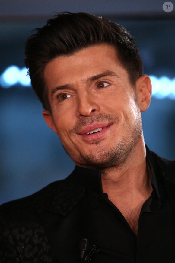 Exclusif - Vincent Niclo participe à l'enregistrement de l'émission Toute la musique qu'on aime, qui sera diffusée le 1er janvier 2015 à 00h45 sur TF1.