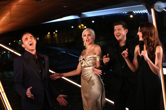 Exclusif - Camille Lou, Vincent Niclo et Sofia Essaidi participent à l'enregistrement de l'émission Toute la musique qu'on aime, qui sera diffusée le 1er janvier 2015 à 00h45 sur TF1.