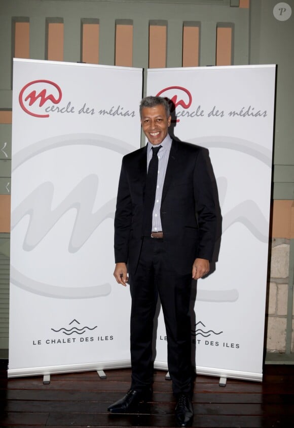 Exclusif - Rachid M'Barki (BFM) assiste à un événement organisé par Le Cercle des Médias, en présence de Shimon Peres, à Paris le 17 décembre 2014.