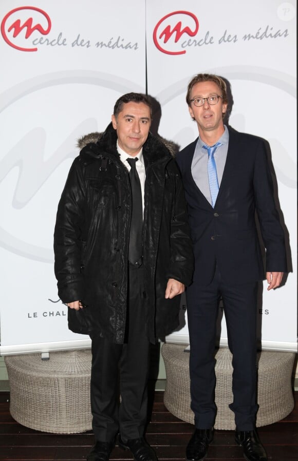 Exclusif - Laurent Neumann (BFM) et Antoine Guélaud (Directeur de la rédaction de TF1 et président de l'association) assistent à un événement organisé par Le Cercle des Médias en l'honneur de Shimon Peres, à Paris le 17 décembre 2014.