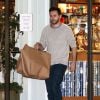 Exclusif - Christina Aguilera et son fiancé Matthew Rutler font leur shopping de Noël au Beverly Glen Market à Los Angeles. Le 21 décembre 2014 