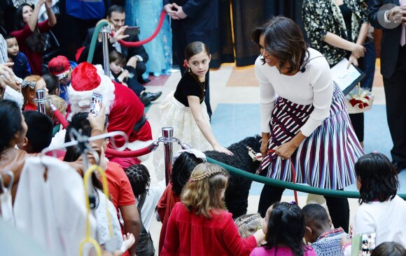 Michelle Obama a lu un conte pour les enfants, au Children's National Health System à Washington, le 15 décembre 2014