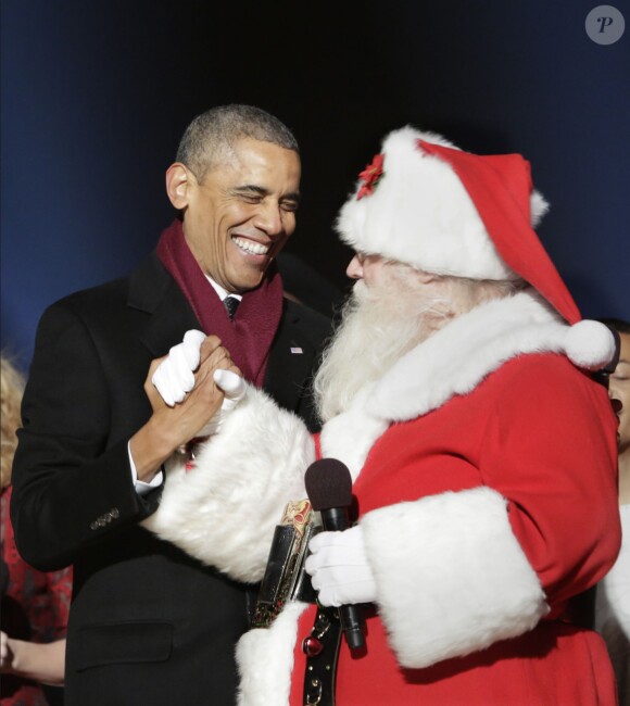 Barack Obama a lancé les illuminations du sapin de la nation, à Washington, le 4 décembre 2014