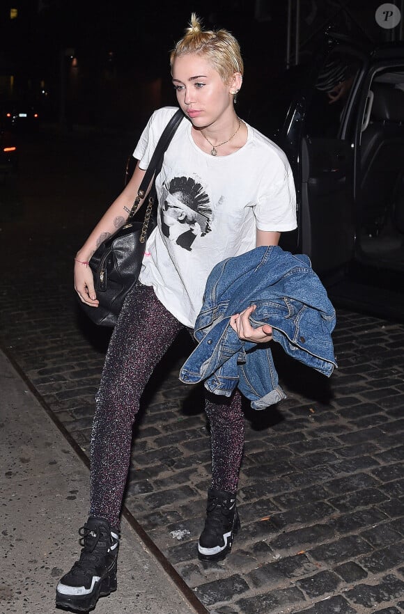Miley Cyrus se rend dans un studio à New York, le 7 septembre 2014. M 