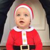 Martin Casillas (1 an), le fils d'Iker Casillas et Sara Carbonero, fête Noël 2014.