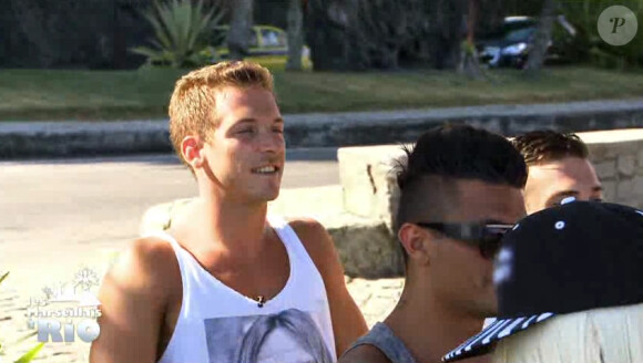 Micha dans "Les Marseillais à Rio" sur W9. Il intègre le casting des Anges 7.