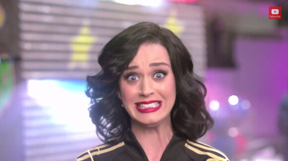 Katy Perry au Super Bowl: Un invité spécial, 'roi du cool et Dieu de la guitare'