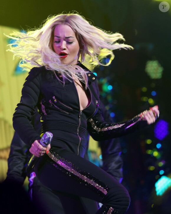 Rita Ora en concert au Wells Fargo Center à Philadelphia. Le 10 décembre 2014.