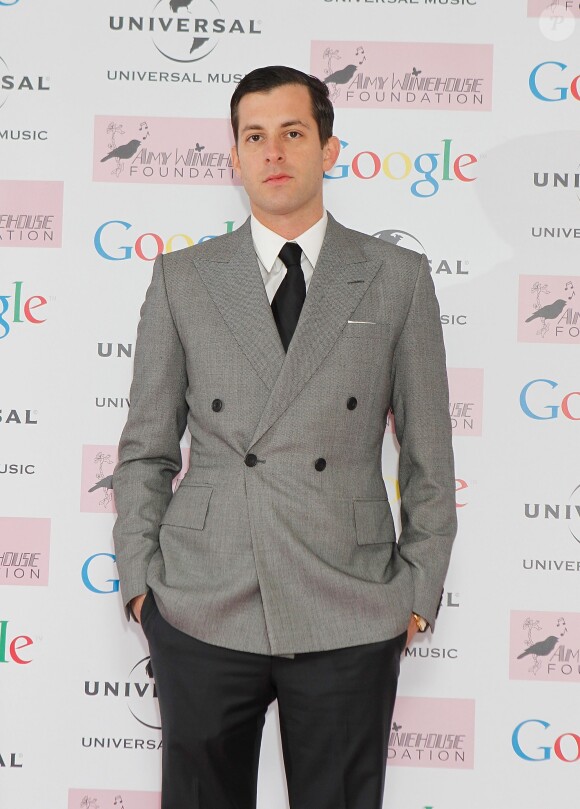 Mark Ronson au Bal de la Fondation "Amy Winehouse" a Londres le 20 novembre 2013.  