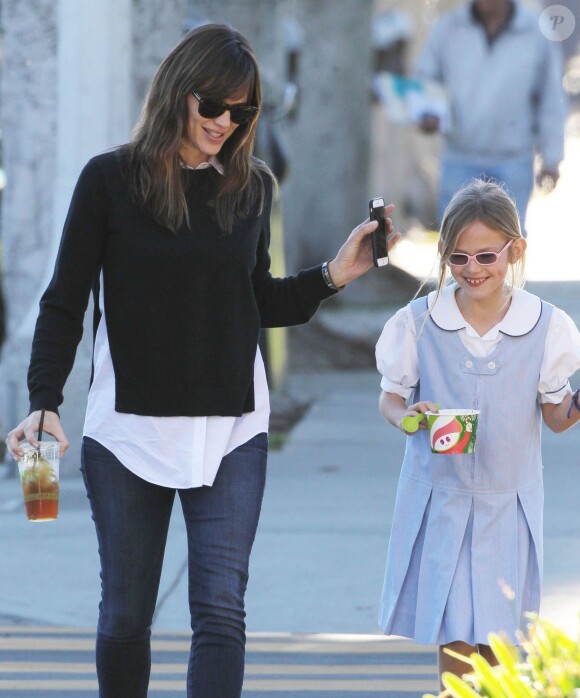 Jennifer Garner emmène sa fille Violet déguster un frozen yogurt à Santa Monica, le 15 janvier dernier