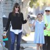 Jennifer Garner emmène sa fille Violet déguster un frozen yogurt à Santa Monica, le 15 janvier 2015. 