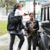 Kim Kardashian, Kanye West et leur fille North se rendent à une fête chez des amis à Brentwood le 10 janvier 2015.