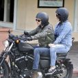 Lana Del Rey et son compagnon, le photographe italien Francesco Carrozzini, se sont baladés en moto dans les rues de Malibu, le 18 janvier 2015.