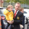 Wayne Rooney et son fils Klay lors de leur arrivée au stade d'Old Trafford à Manchester, le 5 octobre 2014