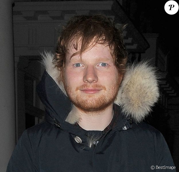 Ed Sheeran rentre &agrave; son domicile. Londres, le 22 janvier 2015