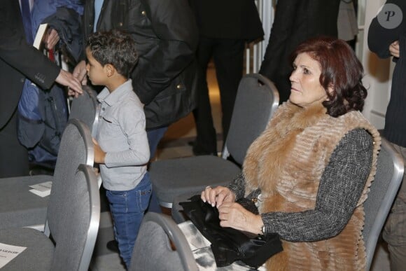 Maria Dolores dos Santos Aveiro (mère de Cristiano Ronaldo) avec son petit fils Cristiano Ronaldo Jr - Cristiano Ronaldo assiste à la présentation du livre"La clave Mendes" à Madrid en Espagne le 22 janvier 2015. 