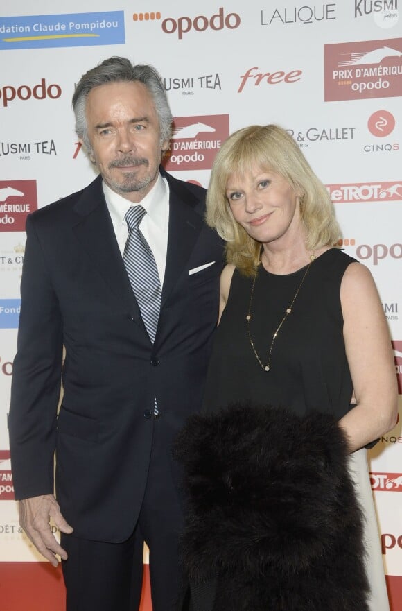 Elisa Servier et son compagnon Pascal Cronvac assistent à la soirée de Gala du Prix d'Amérique Opodo à la Maison de l'UNESCO à Paris le 24 janvier 2015.