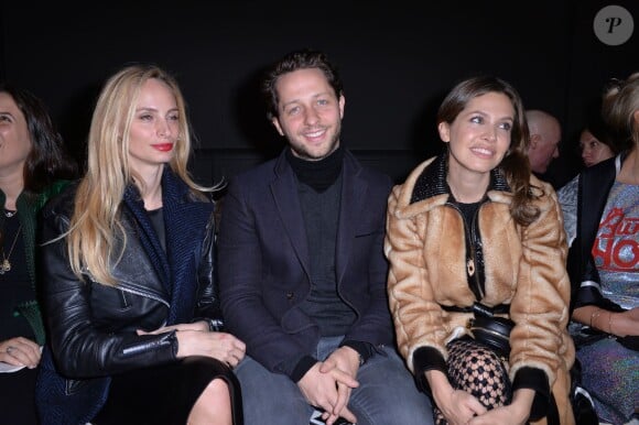 Lauren Santo Domingo, Derek Blasberg et Dasha Zhukova assistent au défilé Giambattista Valli haute couture printemps-été 2015-2016 au Grand Palais. Paris, le 26 janvier 2015.